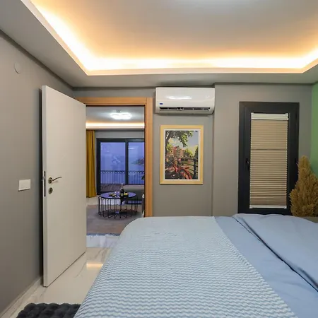 Boutique With Sea View In Crush House Apartman *