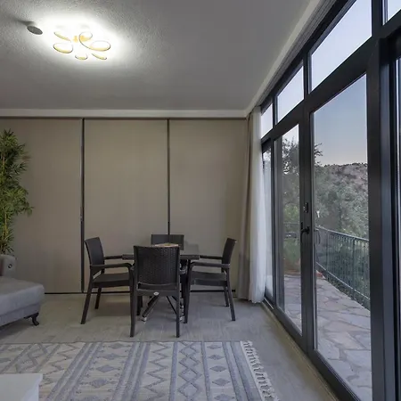 Boutique With Sea View In Crush House Lejlighed