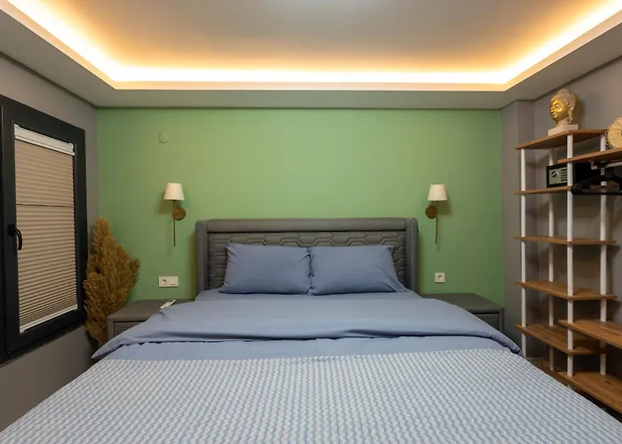 Boutique With Sea View In Crush House Turunç